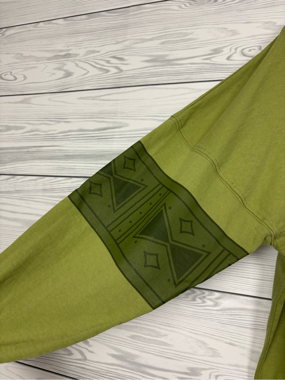 Disney Encanto green hooded spirit jersey size small - Picture 4 of 12